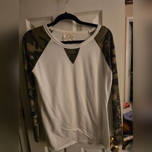 Fantastic Fawn Tee Shirt W/camo Sleeves
